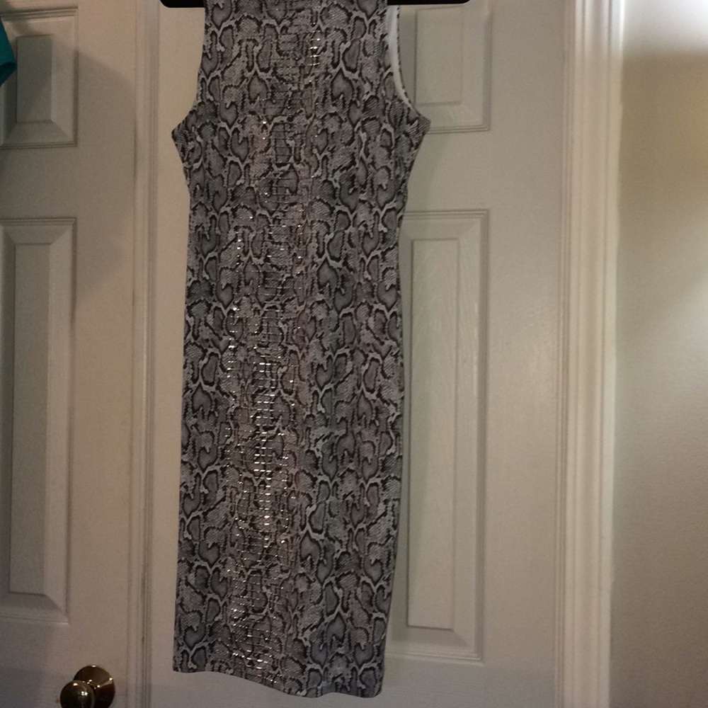 Cache Gyprt Exclusive Polyester Spanks Dress - image 3